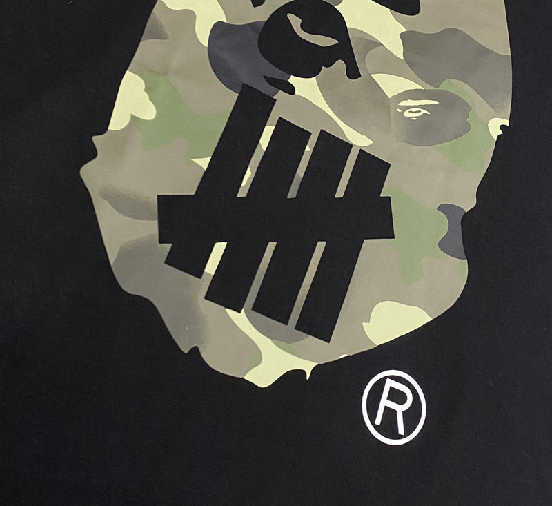 Футболка A Bathing Ape With Camouflage Print "Black" фото № 3