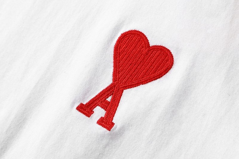 Футболка Amiri With Red Emblem "White" фото № 2