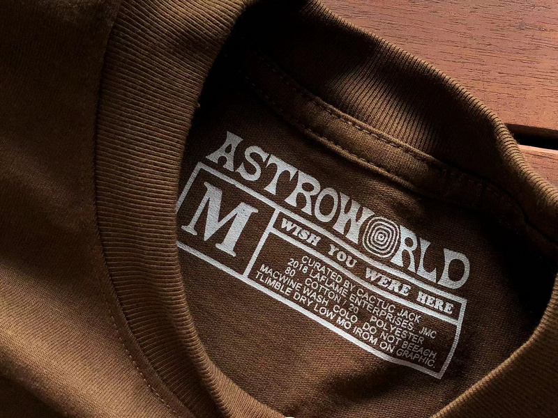 Футболка Astroworld Cities List From Tour "Brown" фото № 3