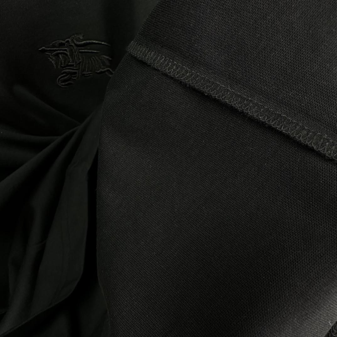 Футболка Burberry Checked Print On The Shoulders "Black" фото № 4