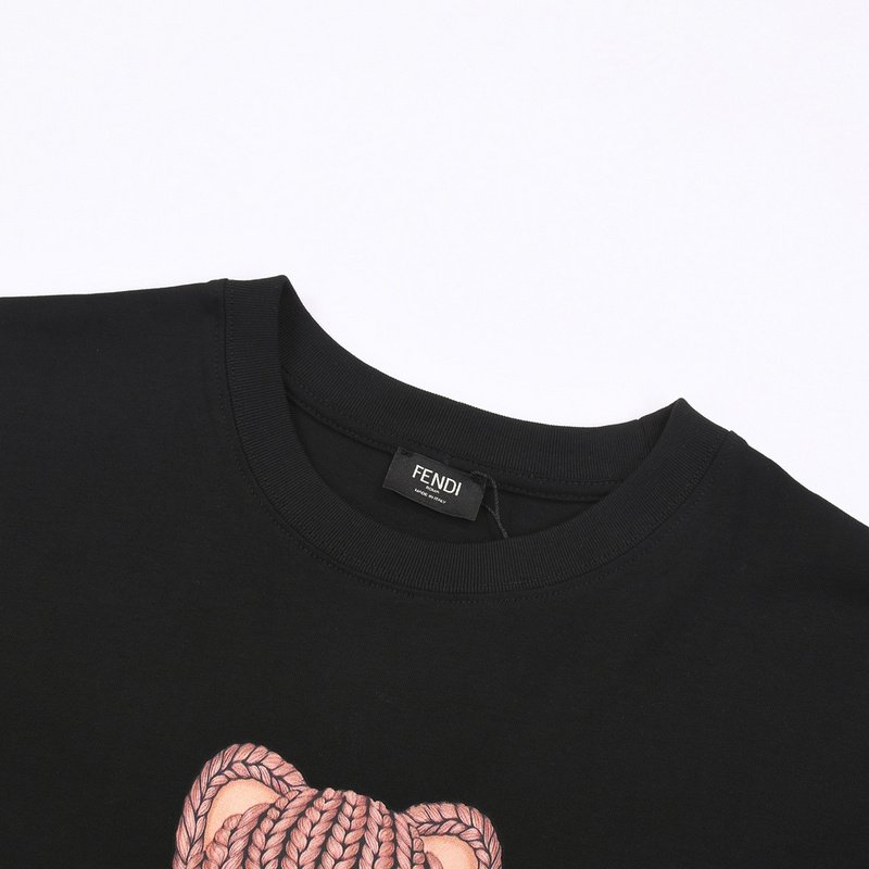 Футболка Fendi Bear Peeking Out Of Bag "Black" фото № 3