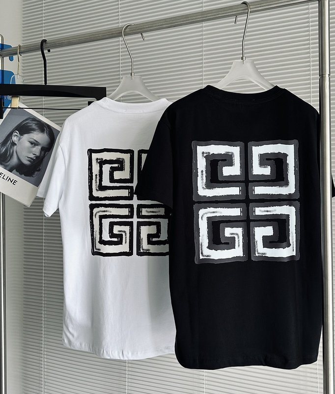 Футболка Givenchy Logo-Print Detai "Black" фото № 3