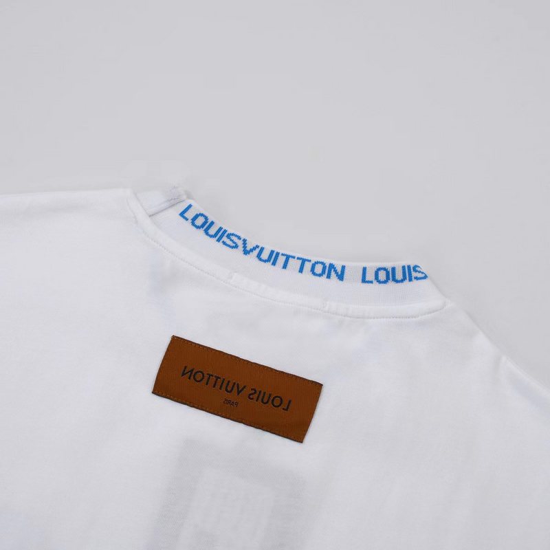 Футболка Louis Vuitton With An Inscription On The Collar "White" фото № 4