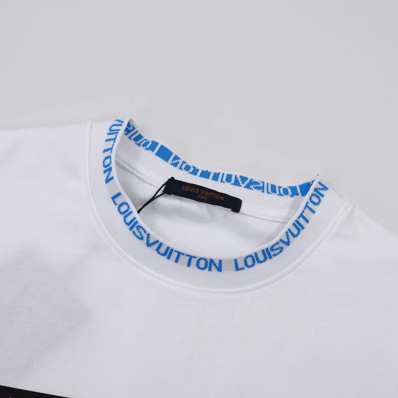 Футболка Louis Vuitton With An Inscription On The Collar "White" фото № 2