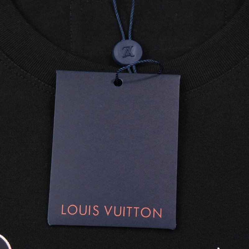Футболка Louis Vuitton Comening Land Ban Thing "Black" фото № 8
