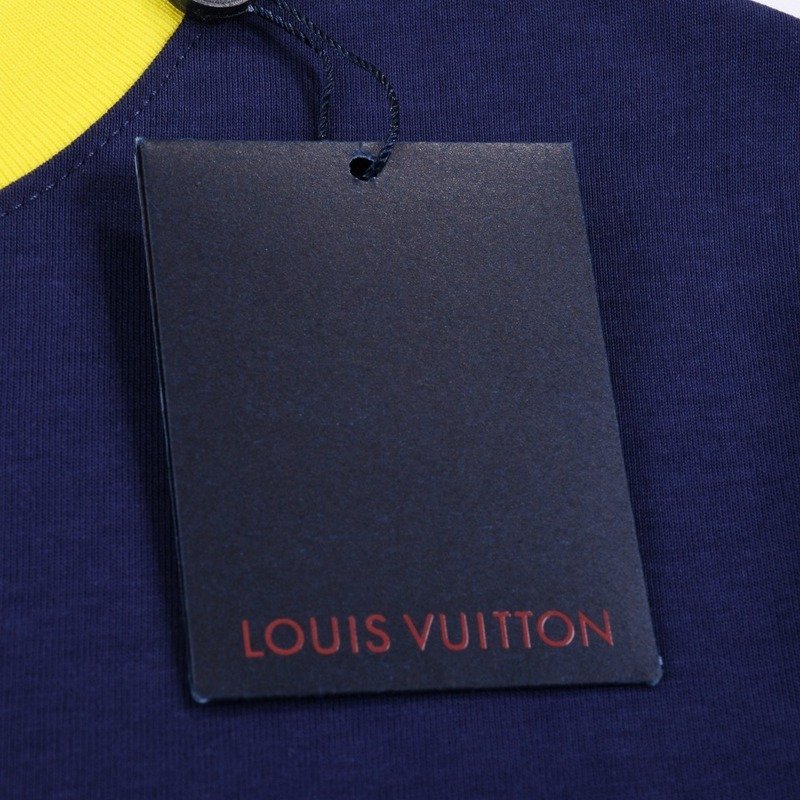 Футболка Louis Vuitton With Pendant And Print 4 "Blue" фото № 6