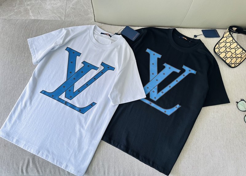 Футболка Louis Vuitton With Large Blue Print "Black" фото № 6