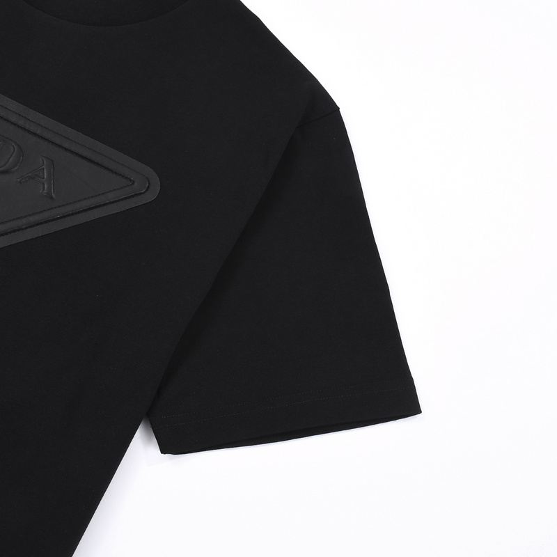 Футболка Prada With The Logo In The Center "Black" фото № 2