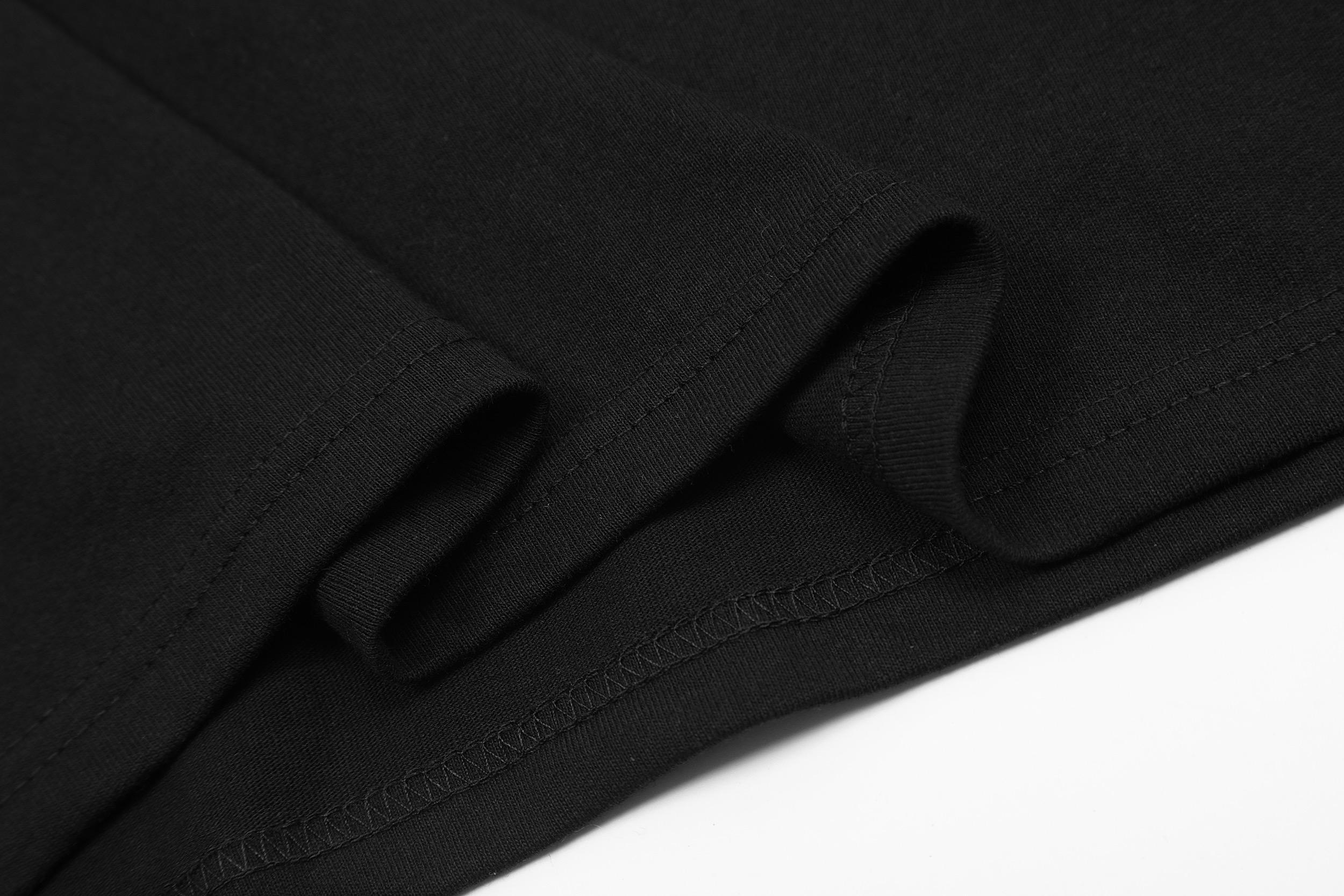 Футболка Revenge Skull and Bones "Black" фото № 4