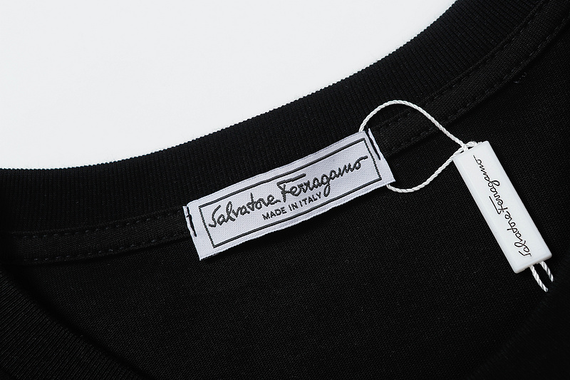Футболка Salvatore Ferragamo With Color Logo "Black" фото № 4
