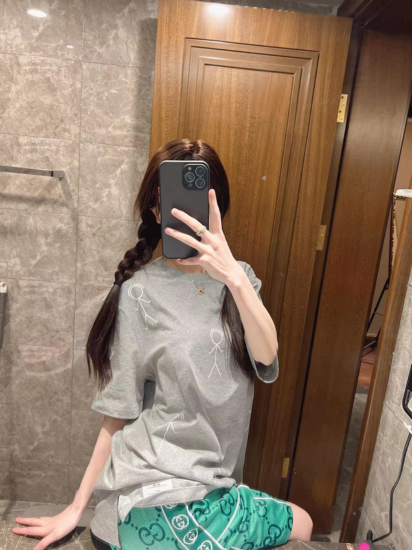 Футболка Thom Browne Drawing of a man "Grey" фото № 2