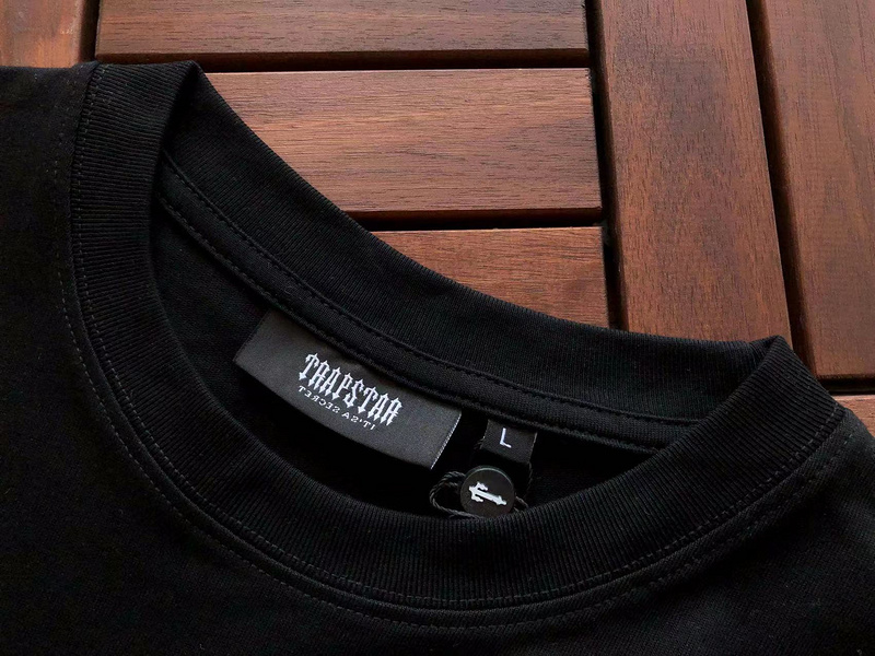 Футболка Trapstar Logo From Volumetric Round Letters "Black" фото № 2