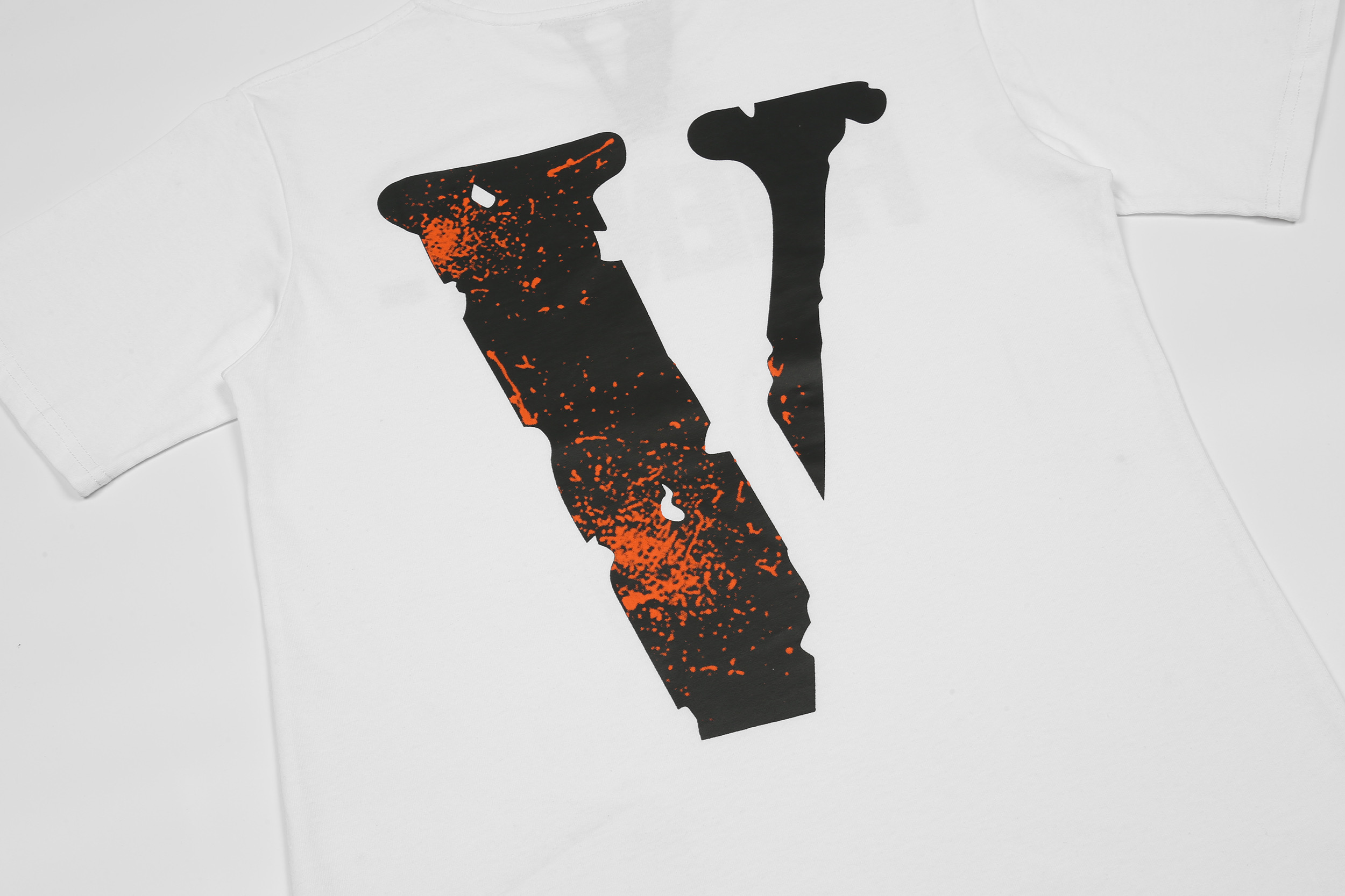 Футболка Vlone V-Friends Blood Splatter "White" фото № 3