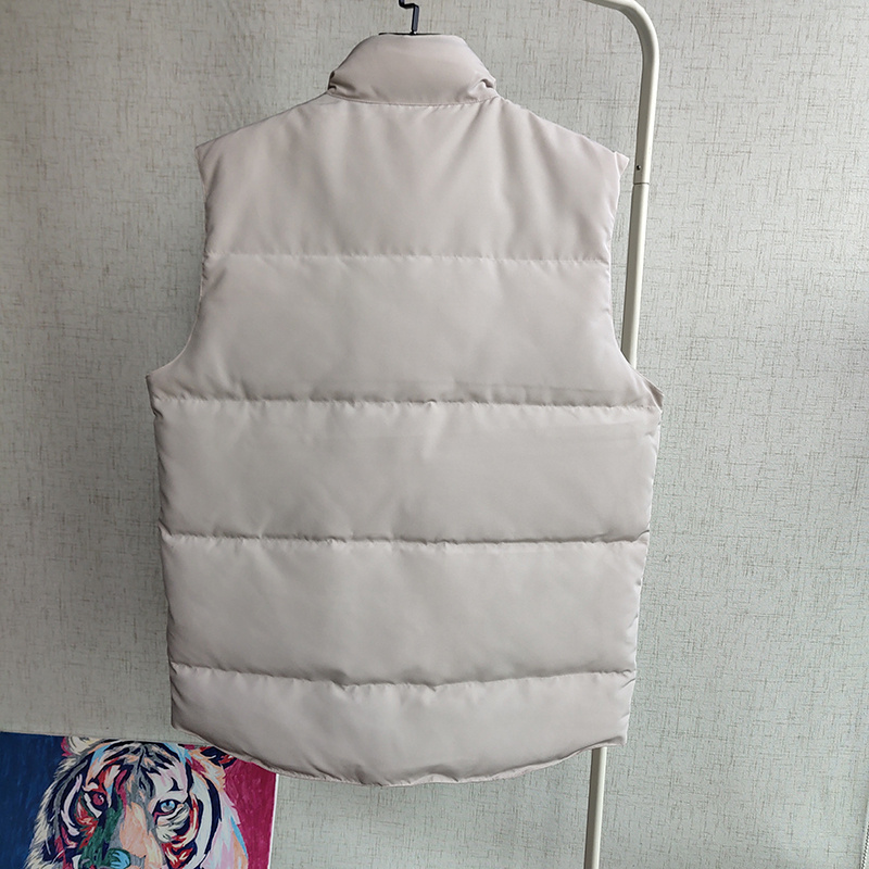 Жилетка Canada Goose Round Brand Logo "White" фото № 2