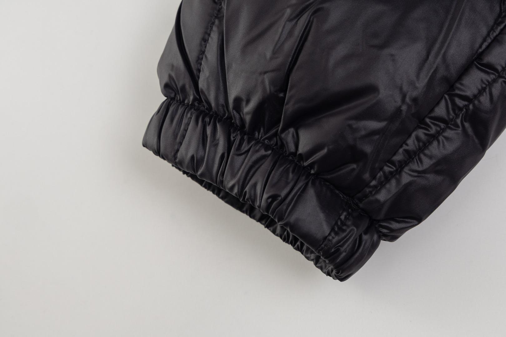 Пуховик Miu Miu Logo Block "Black" фото № 4