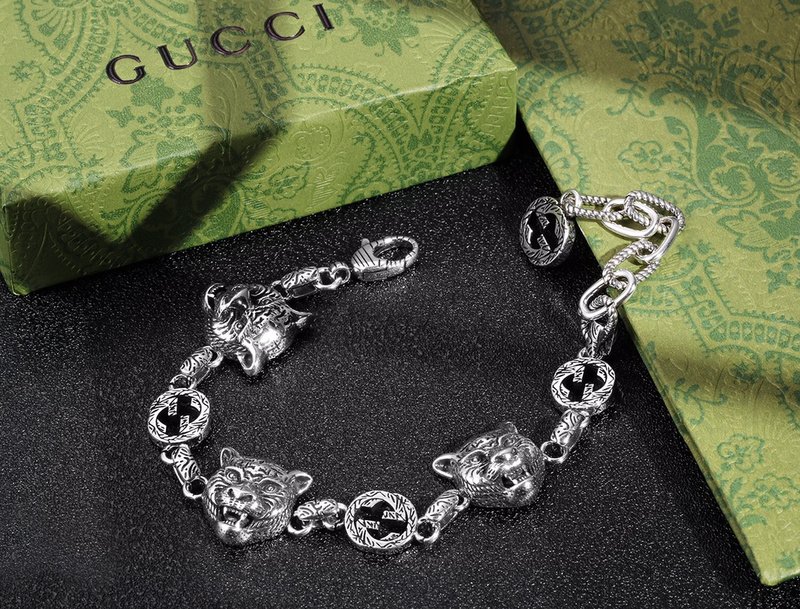 Браслет Gucci With Patterns And Logo Details - Chain With Tiger Detail "Silver" фото № 2