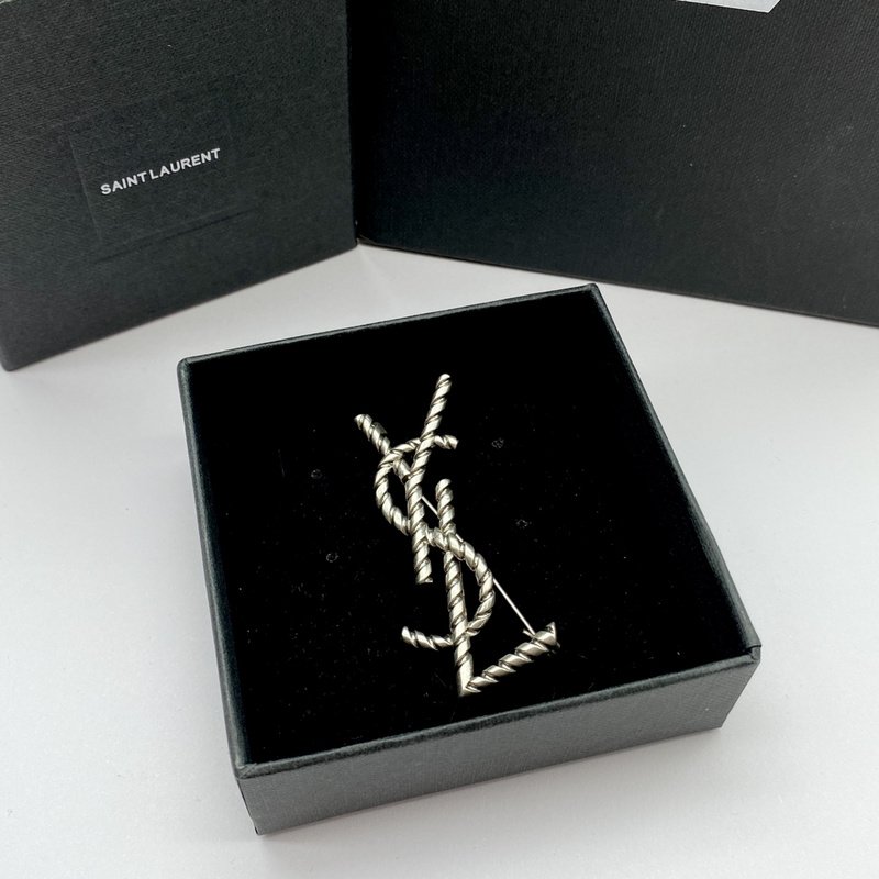 Брошь Saint Laurent Monogram "Silver" фото № 5