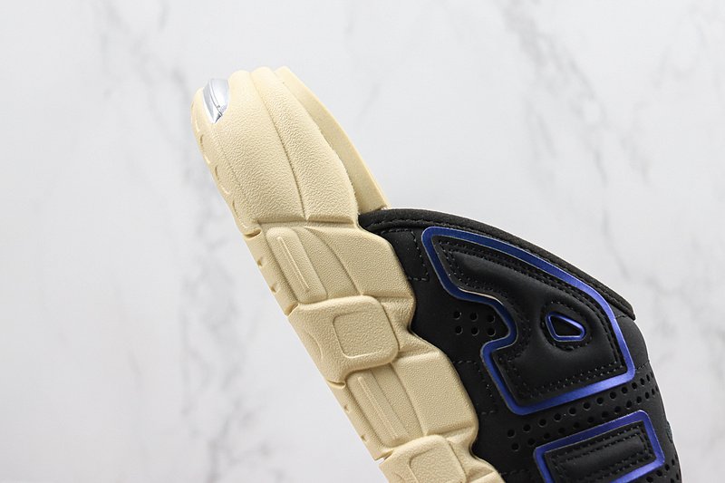 Nike Air More Uptempo Slide "Black Sanddrift Iridescent" фото № 4