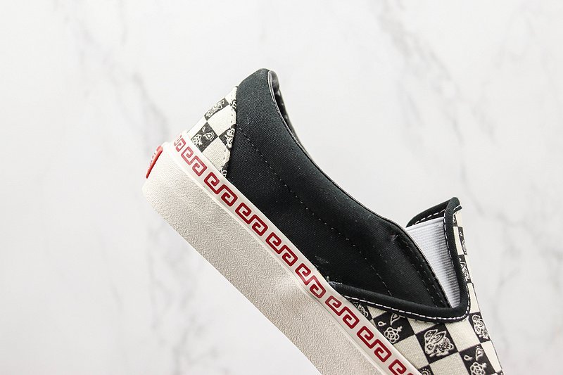 Vans Slip-On "Year of The Rabbit" фото № 3