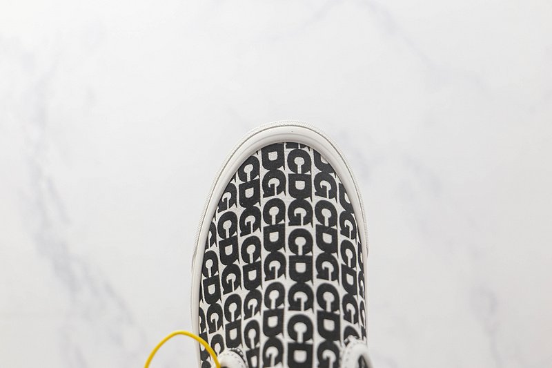 Comme des Garcons x Vans Slip-On "White/Black" фото № 4