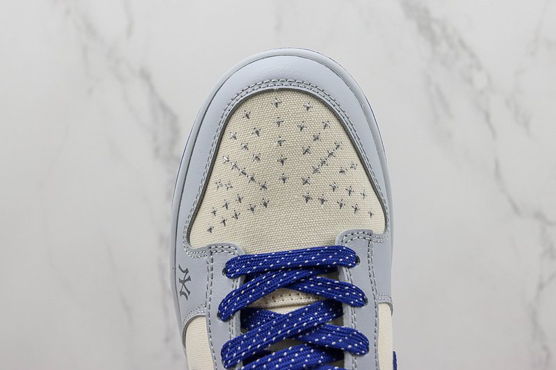 Nike SB Dunk Low MLB "White/Blue" фото № 3