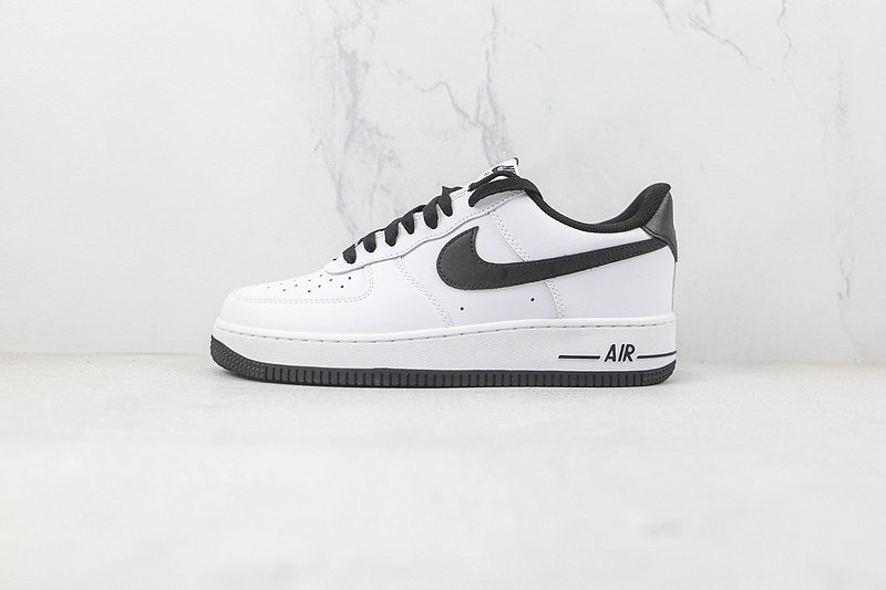 Nike Air Force 1 07 "White/Black" фото № 2