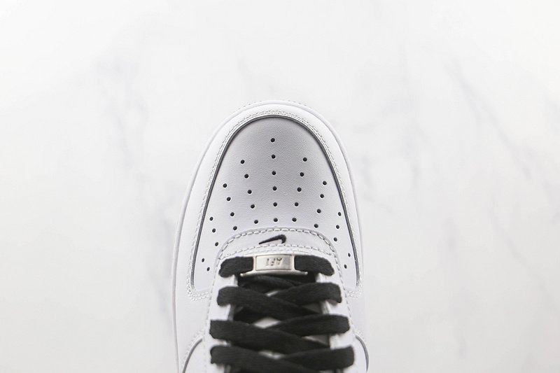 Nike Air Force 1 07 "White/Black" фото № 3