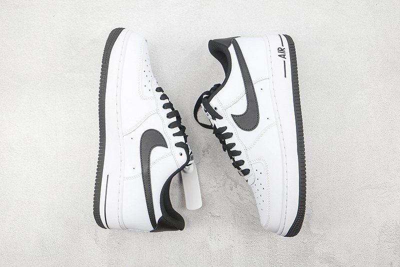 Nike Air Force 1 07 "White/Black" фото № 6