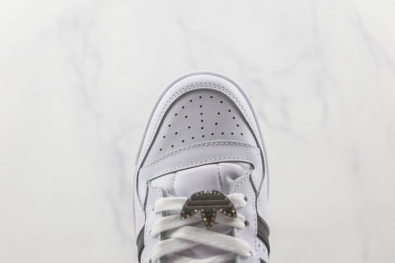 Adidas Forum 84 Low "Black/White" фото № 3