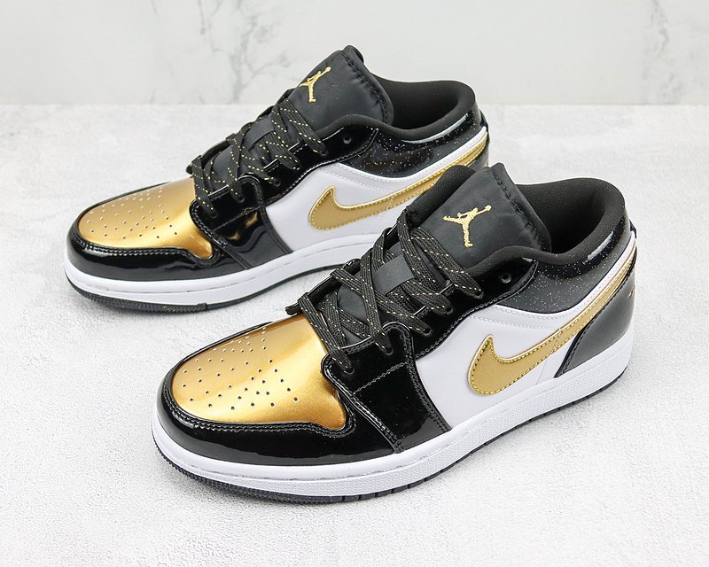 Air Jordan 1 Low SE GS "Gold Toe" фото № 5