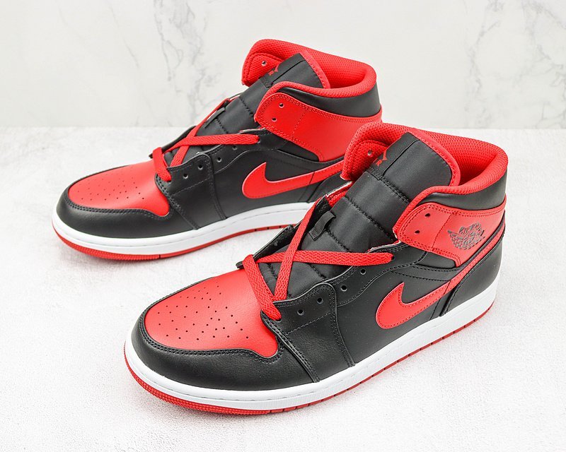 Air Jordan 1 Mid "Alternate Bred" фото № 5