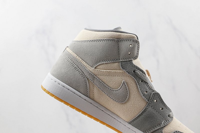 Air Jordan 1 Mid "Coconut Milk/Particle Grey" фото № 4