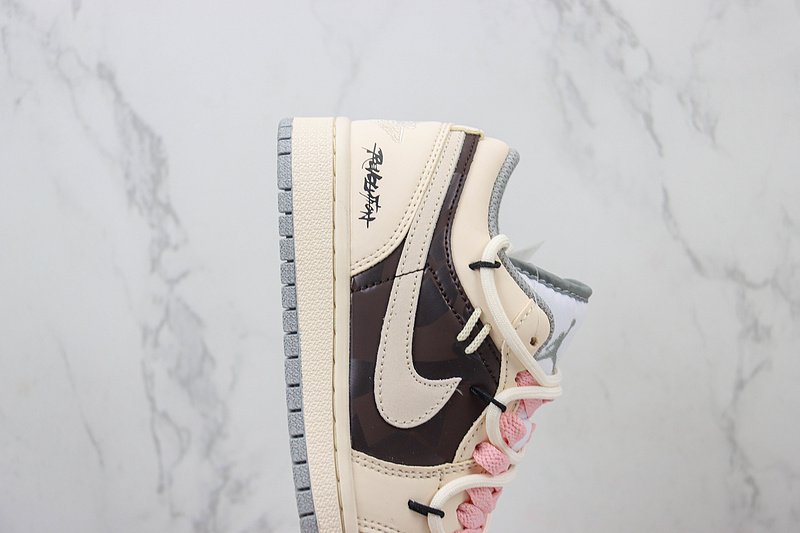 Air Jordan 1 Low "Dark Brown/Cream White/Pink" фото № 3