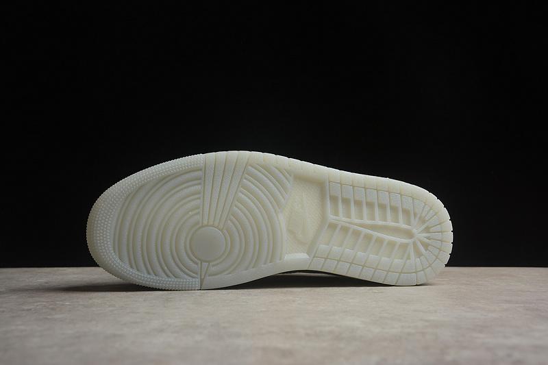 Air Jordan 1 Low OG BG "Chinese New Year" фото № 7