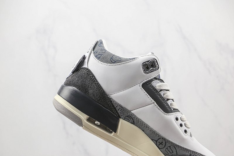 Kaws x Air Jordan 3 Retro "Fresh Water" фото № 4