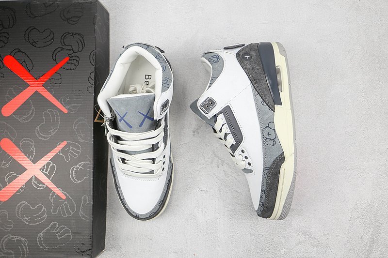 Kaws x Air Jordan 3 Retro "Fresh Water" фото № 6