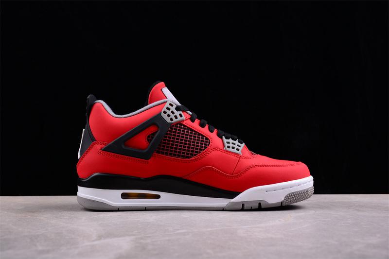 Air Jordan 4 Retro "Toro Bravo" фото № 8