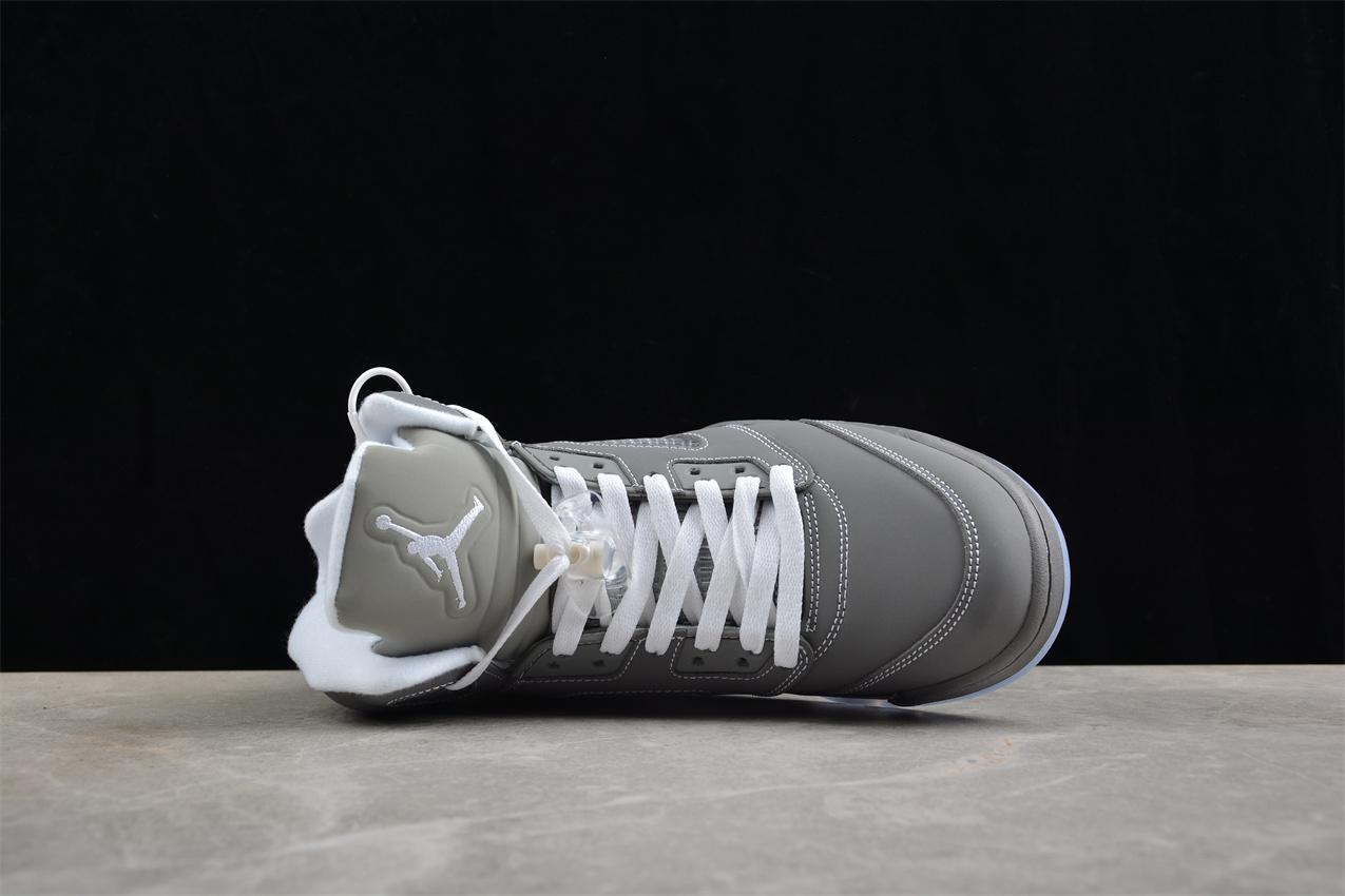 Air Jordan 5 Retro "Wolf Grey" фото № 9