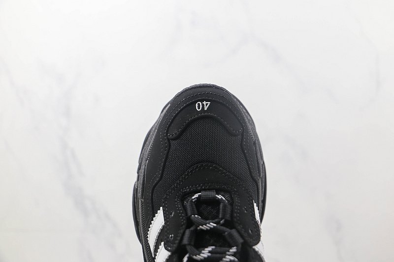 Balenciaga Triple S "Black/White" фото № 3