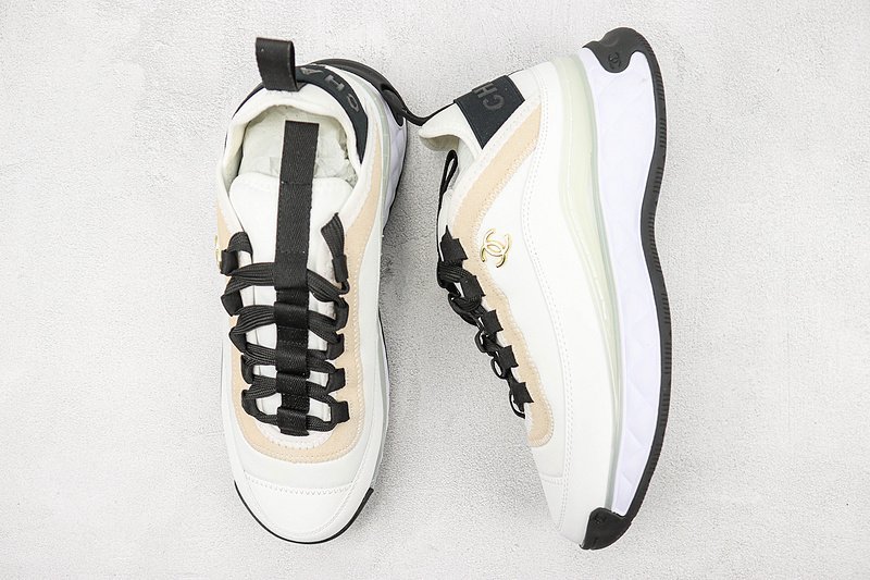 Chanel Bicolor Suede CC Trainer "White" фото № 6