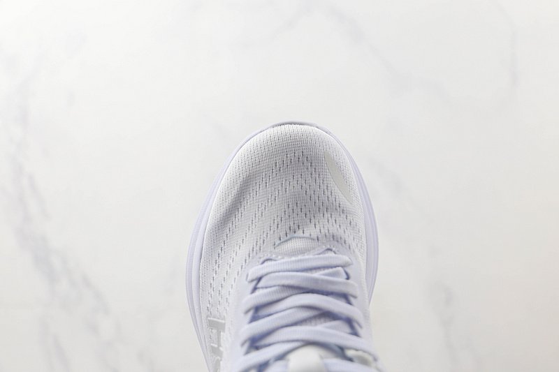 Hoka One One Tor Ultra Low Engineered Garments "White" фото № 3