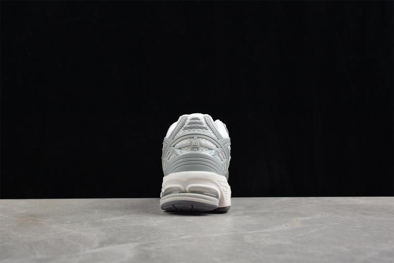 New Balance 1906R "White Silver" фото № 2