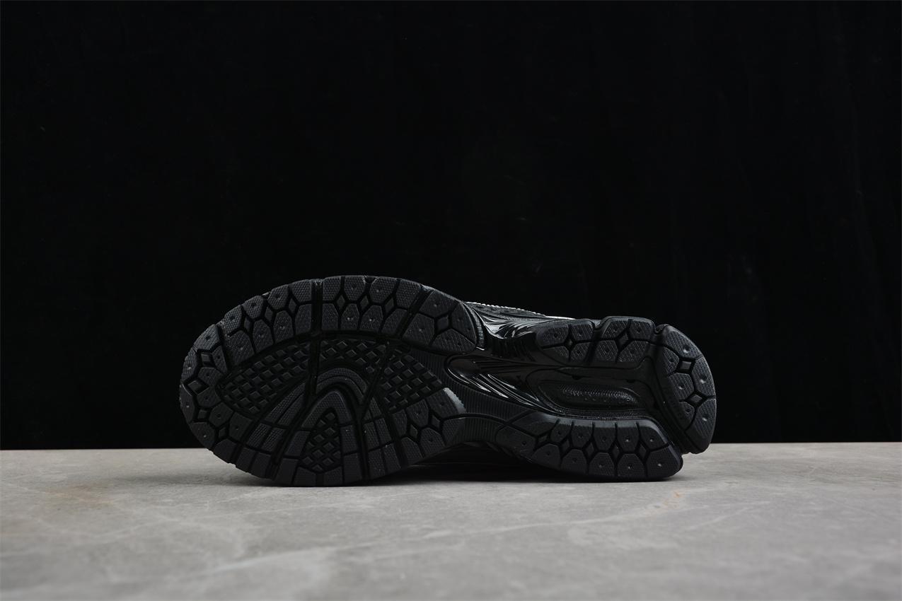 The Basement x New Balance 1906R "Night Chrome" фото № 4