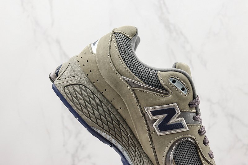 New Balance 2002R "Khaki Green/Grey" фото № 3