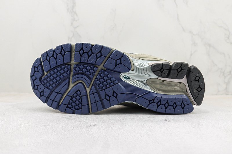 New Balance 2002R "Khaki Green/Grey" фото № 8