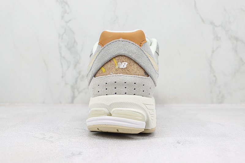 New Balance 2002R "Concrete Grey/Cream White" фото № 9