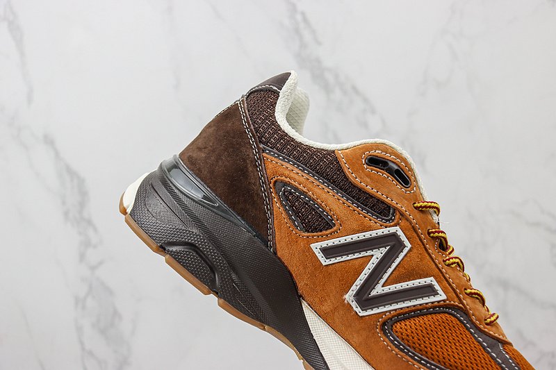 L. L. Bean x New Balance 990v4 "Chocolate Brown/Orange" фото № 3