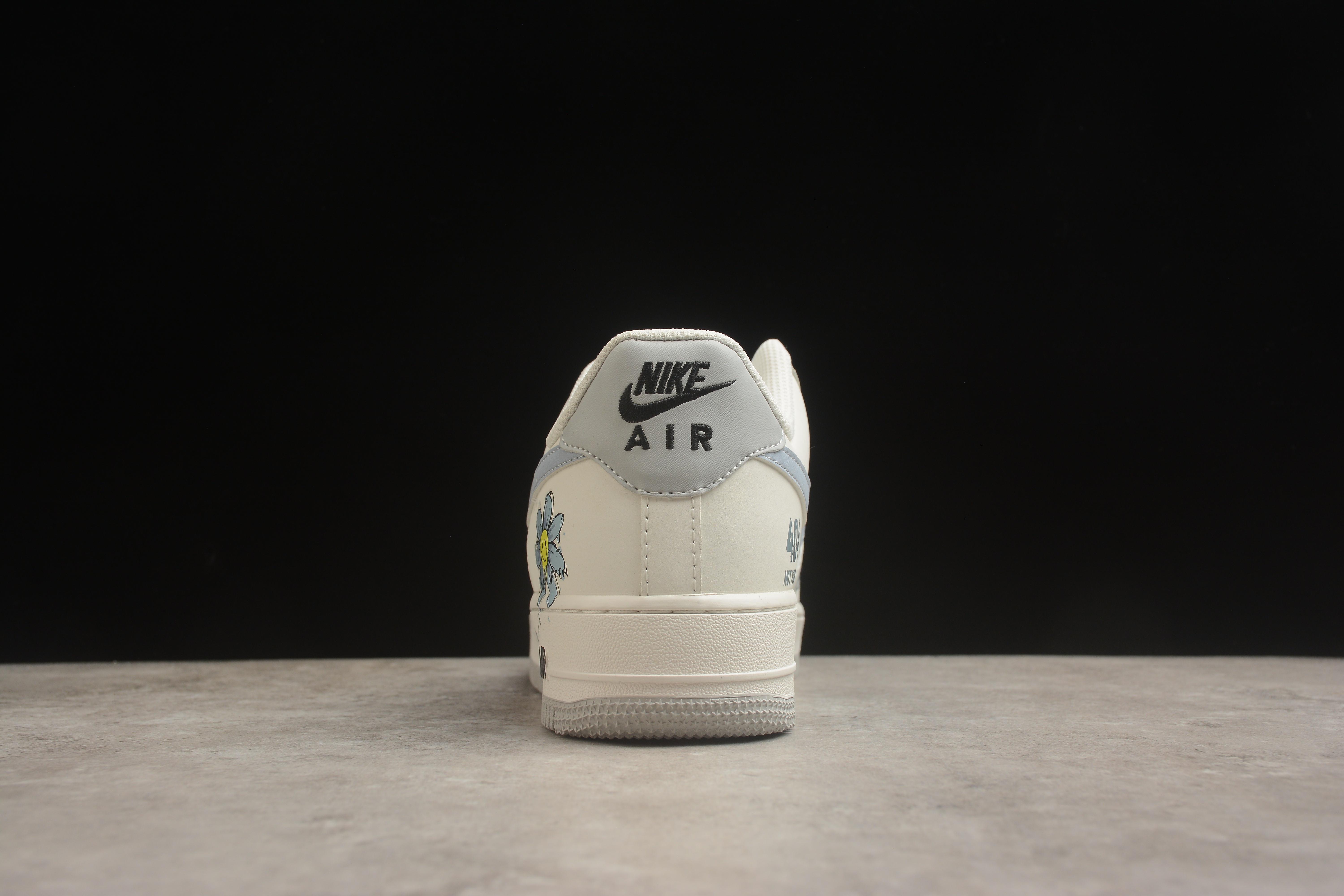 Nike Air Force 1 Low "Little Blue Flower" фото № 5