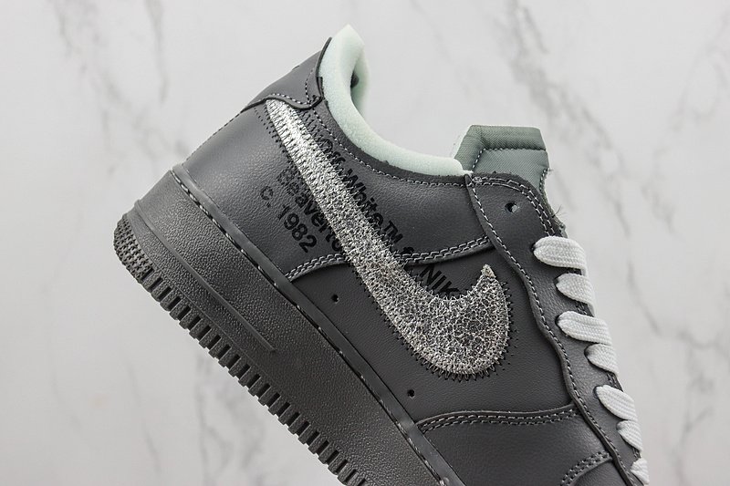 Off-White x Nike Air Force 1 Low "Black/Grey/Sliver Swoosh" фото № 3
