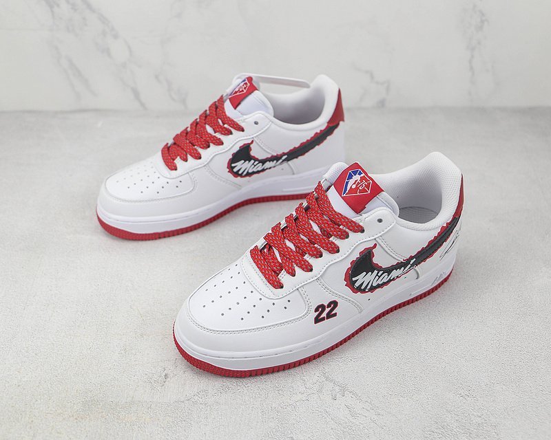 Nike Air Force 1 07 Low "University Red/White/Black" фото № 5